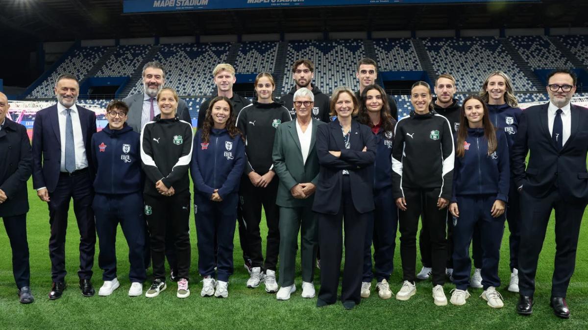 Sassuolo contro la violenza sulle donne: Prima Squadra maschile e femminile al Mapei Stadium