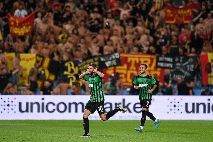 Sassuolo Lecce highlights: eurogol di Domenico Berardi - VIDEO