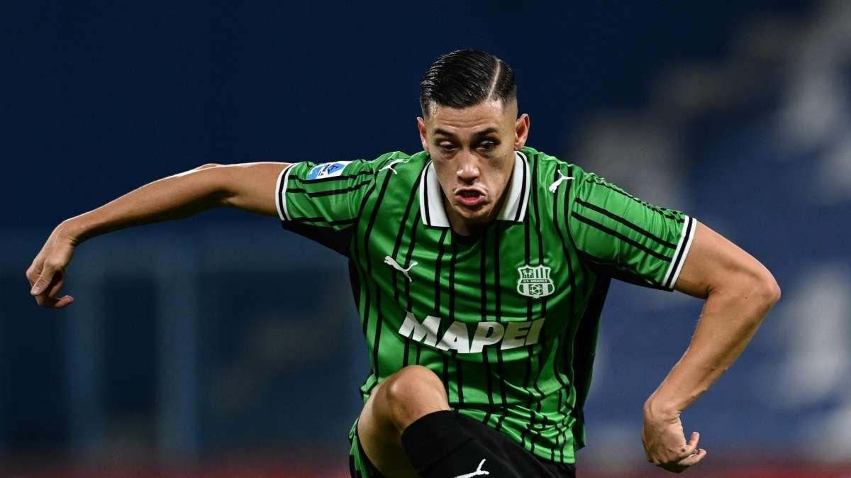 Calciomercato Sassuolo: il Milan ha messo gli occhi su Jay Idzes