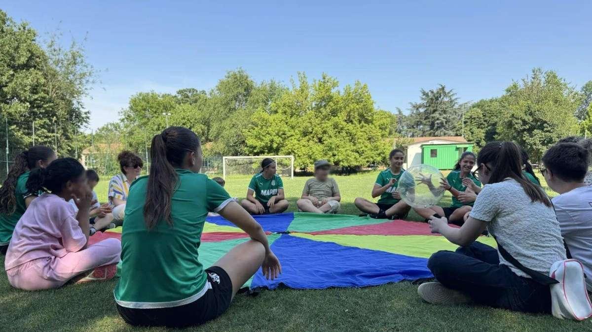 Sport e inclusione: il Sassuolo Femminile incontra l’Istituto per i Ciechi di Reggio