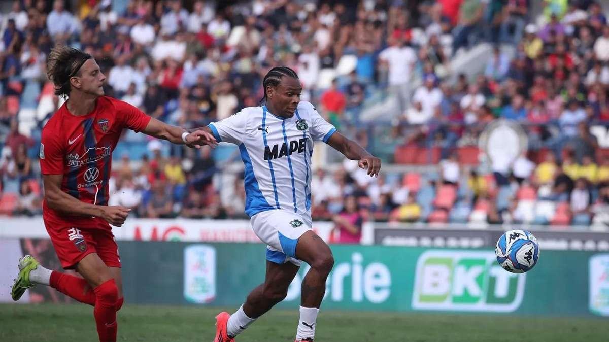 Cosenza Sassuolo 0-1, pagelle quotidiani: Laurienté risorge, Moldovan ispira e salva