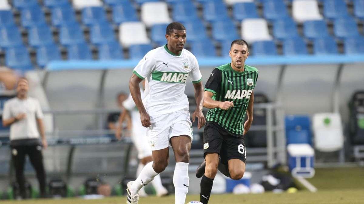 Sassuolo, verso Bologna: emergenza difesa ma rientra Marlon