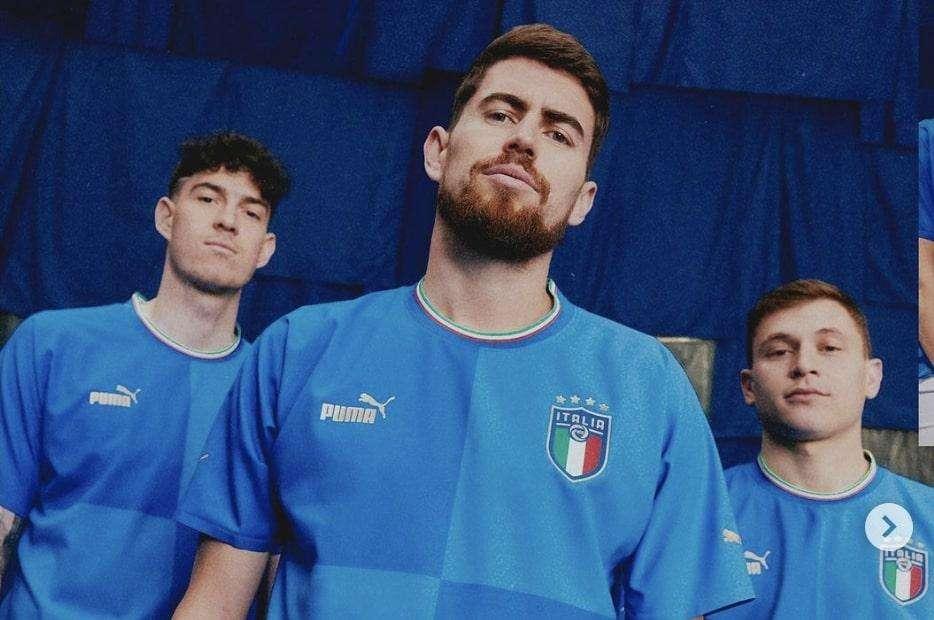 Maglia Italia Puma 2022: la Nazionale con il pattern a quadri - FOTO
