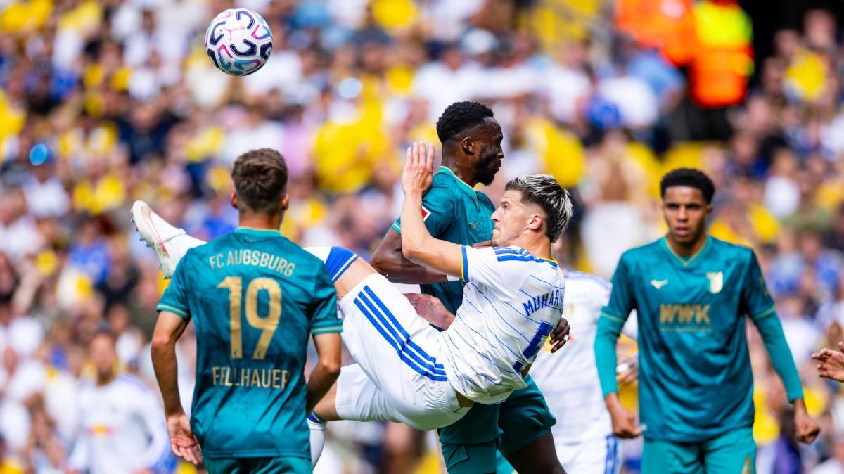 VIDEO - Tarik Muharemovic si presenta ai tifosi del Leeds con un gol da urlo: "È assurdo"