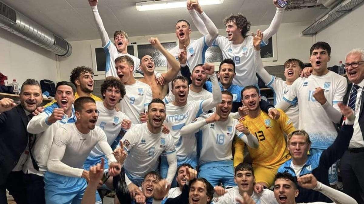 Il Sassuolo celebra Giacomo e Tommaso Benvenuti dopo l'impresa con San Marino