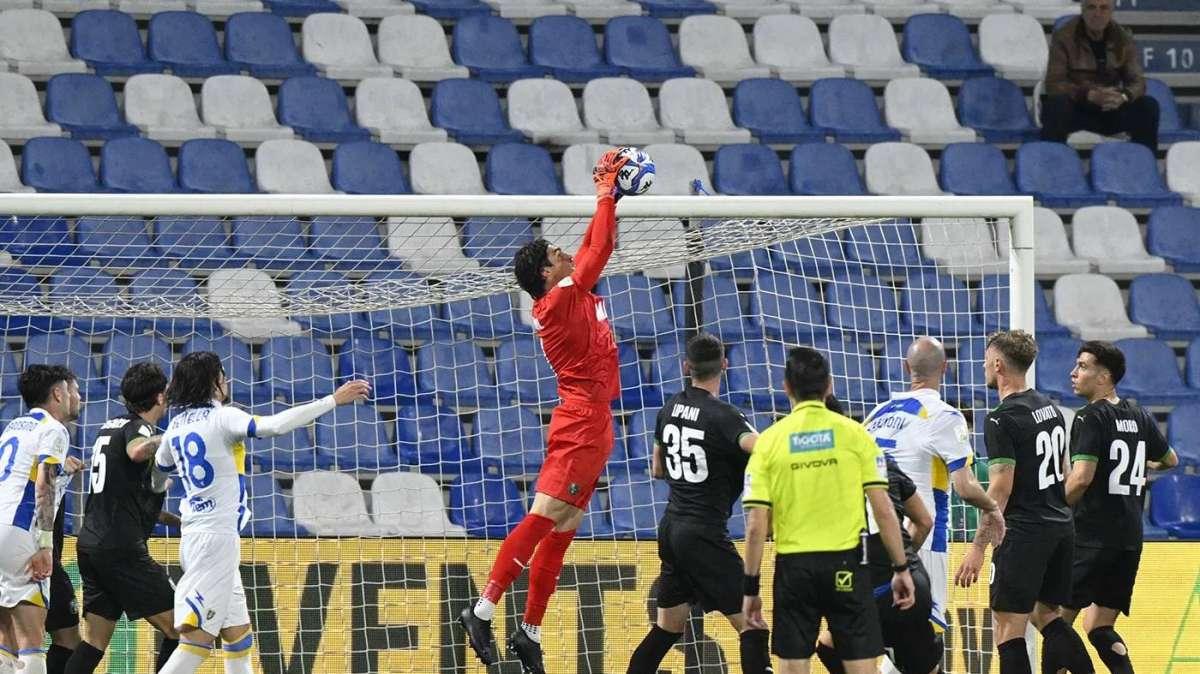 UFFICIALE - Alessandro Russo dal Sassuolo al Giugliano: la formula dell'accordo