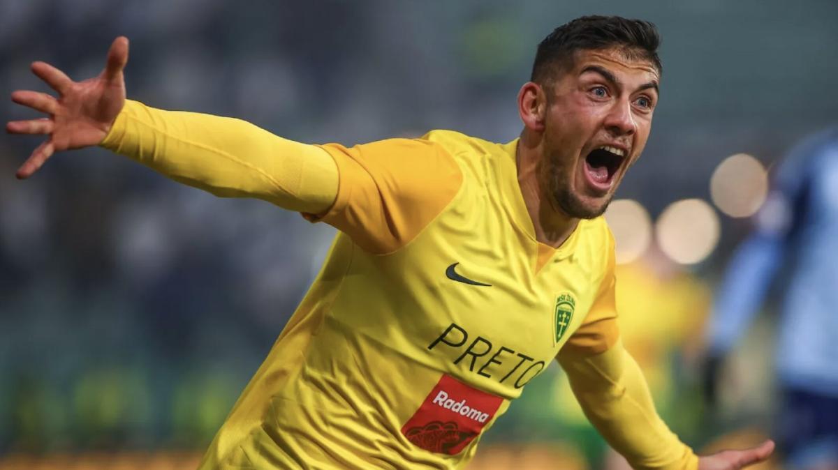 Calciomercato Sassuolo, occhi su Krisztián Bari. E il futuro di Doig torna in discussione