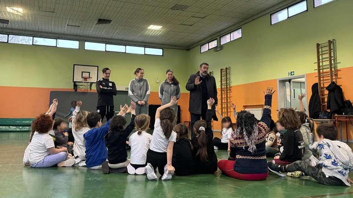 Sassuolo Femminile, incontro con gli studenti di Sassuolo e Casinalbo