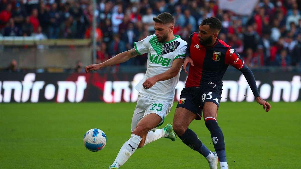 La sportività di Berardi e del Sassuolo: ferma un contropiede con avversario a terra