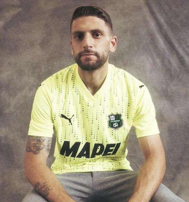 Sassuolo Calcio news oggi: ecco la 3ª maglia. Dionisi e Carnevali 'avvisano' la Juve