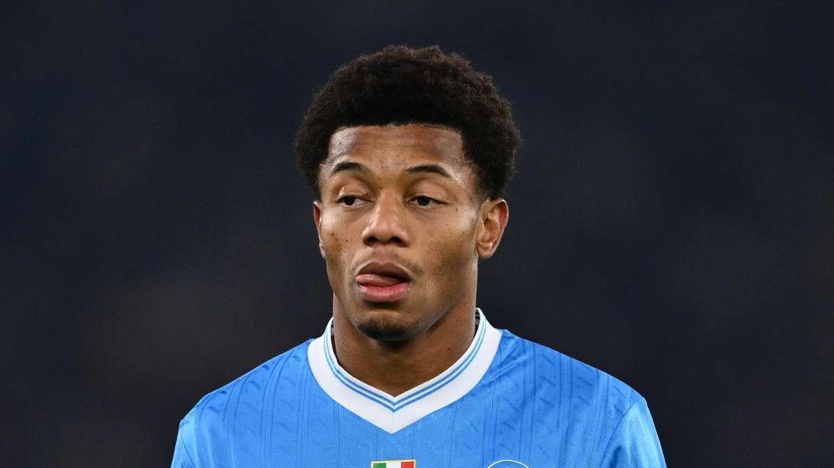 Neres infortunio: a forte rischio per Napoli-Sassuolo. E si ferma anche Meret