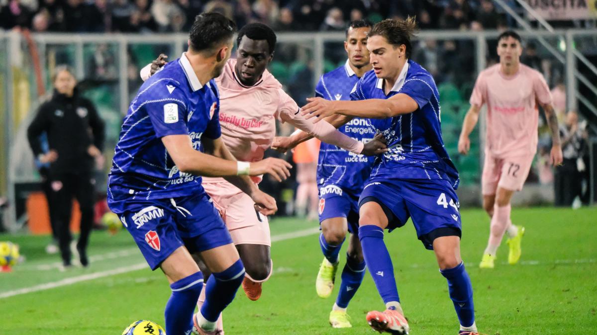 Calciomercato Sassuolo, niente Jonas Harder: accordo Fiorentina-Basilea
