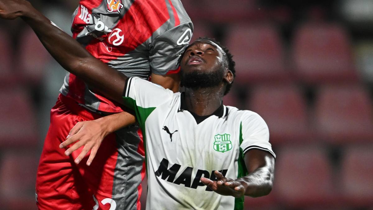 Candé spinge per il rientro: nove mesi dopo l'infortunio al crociato punta Sassuolo-Milan