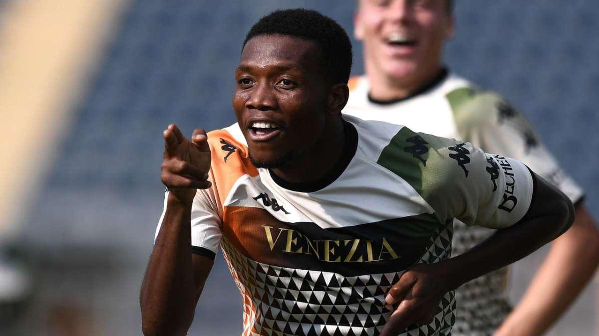 Okereke: "Il gol fallito col Sassuolo ha fatto male, ma poi sono cresciuto"