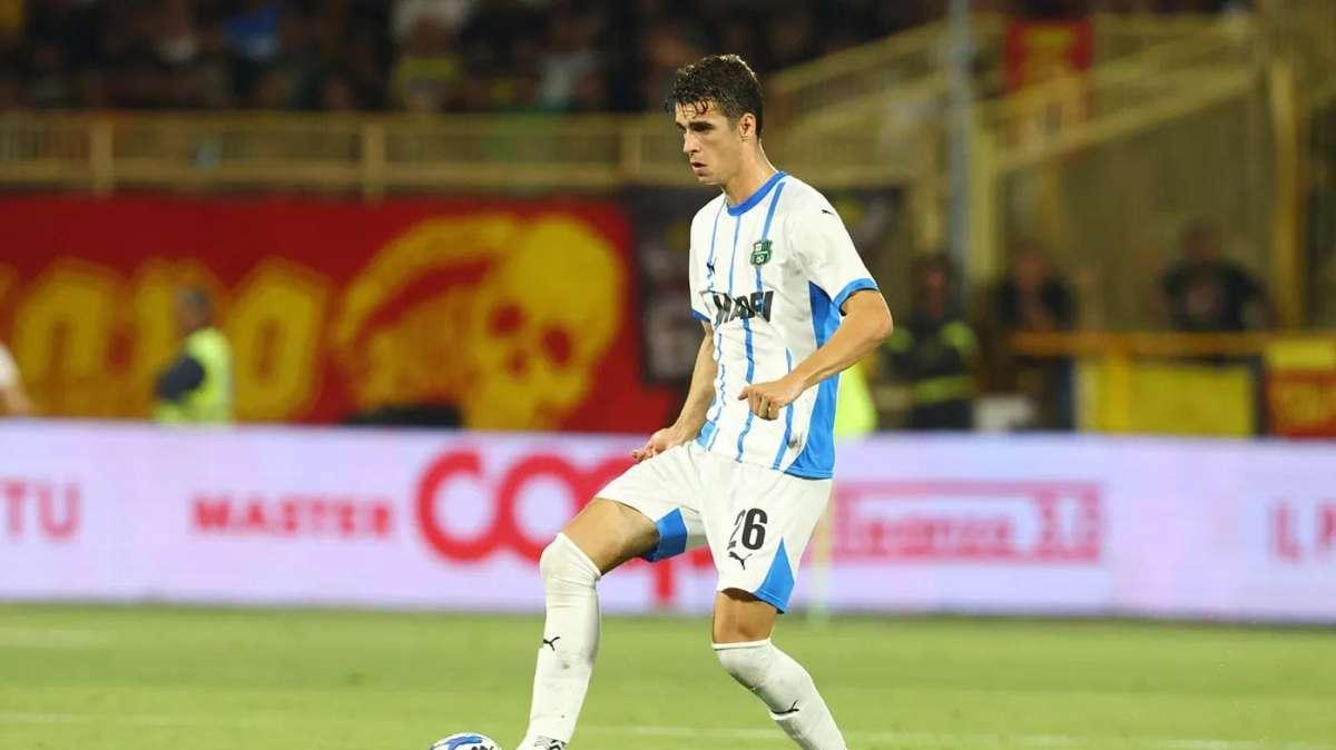 UFFICIALE - Cas Odenthal è un nuovo giocatore del Bari: accordo col Sassuolo