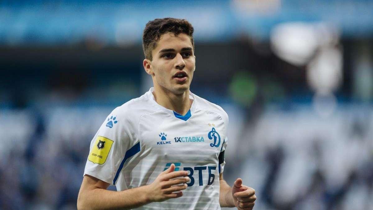 Calciomercato Sassuolo, sfida a Barcellona-Chelsea per Arsen Zakharyan