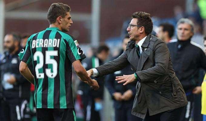 Di Francesco consola Berardi dopo l'infortunio: "È un peccato, per me è come un figlio"