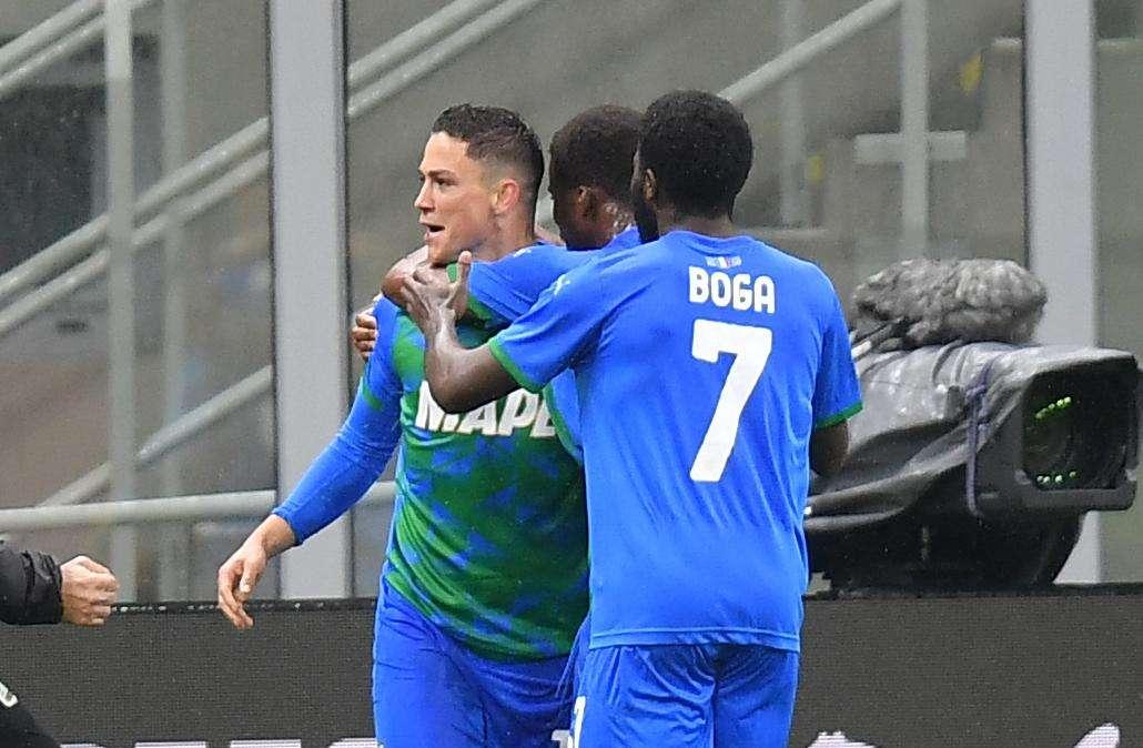 Calciomercato Sassuolo: anche il Milan su Raspadori, derby con l'Inter
