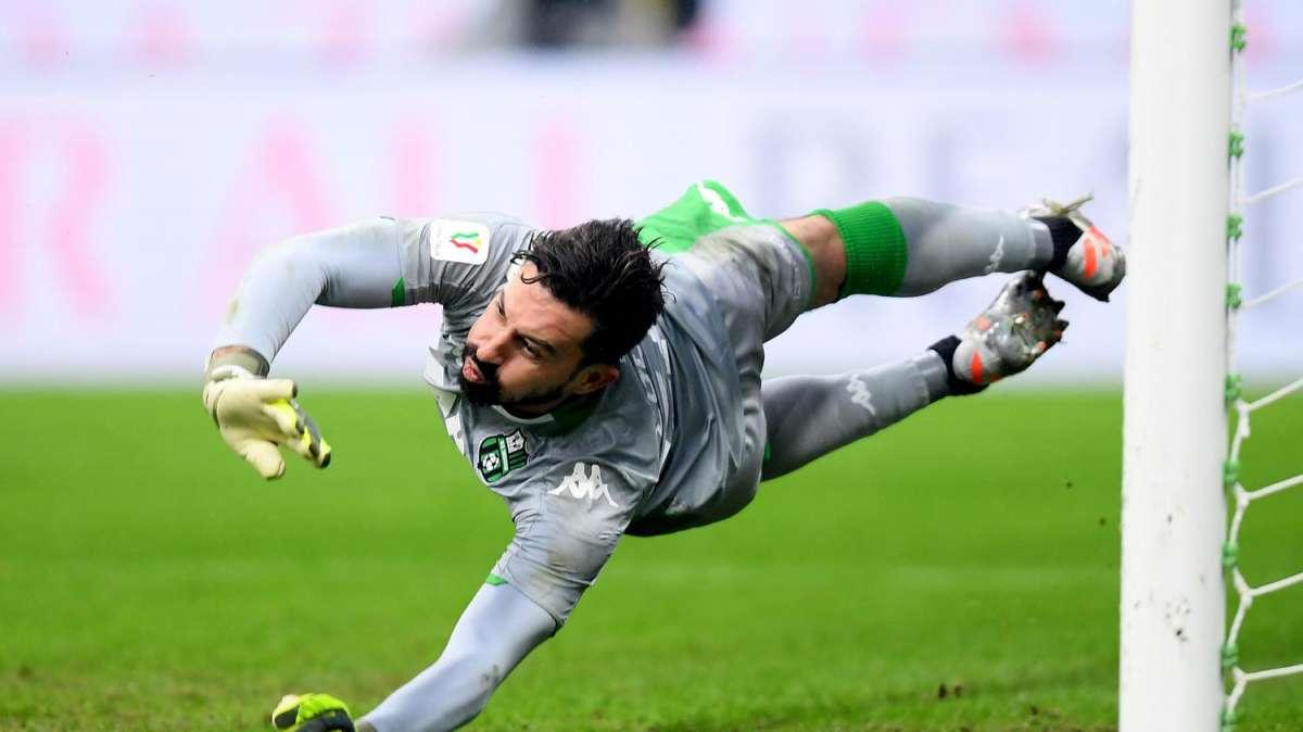 Infortunio Pegolo: problemi alla mano per il portiere del Sassuolo