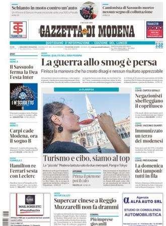Gazzetta di Modena: "Il Sassuolo ferma la Dea. Consigli regala il titolo all'Inter"