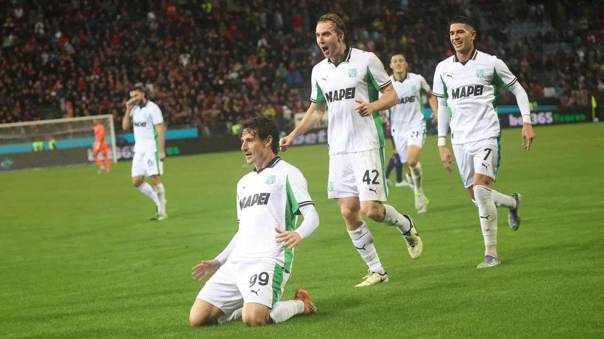 Cagliari-Sassuolo 1-2, pagelle quotidiani: Pinamonti incide, Matic preciso. Volpato cresce