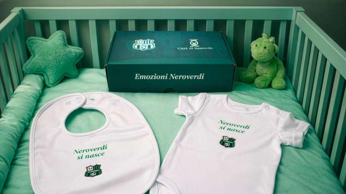 Sofia la prima nata a Sassuolo, pronta a ricevere il nuovo kit di benvenuto neroverde