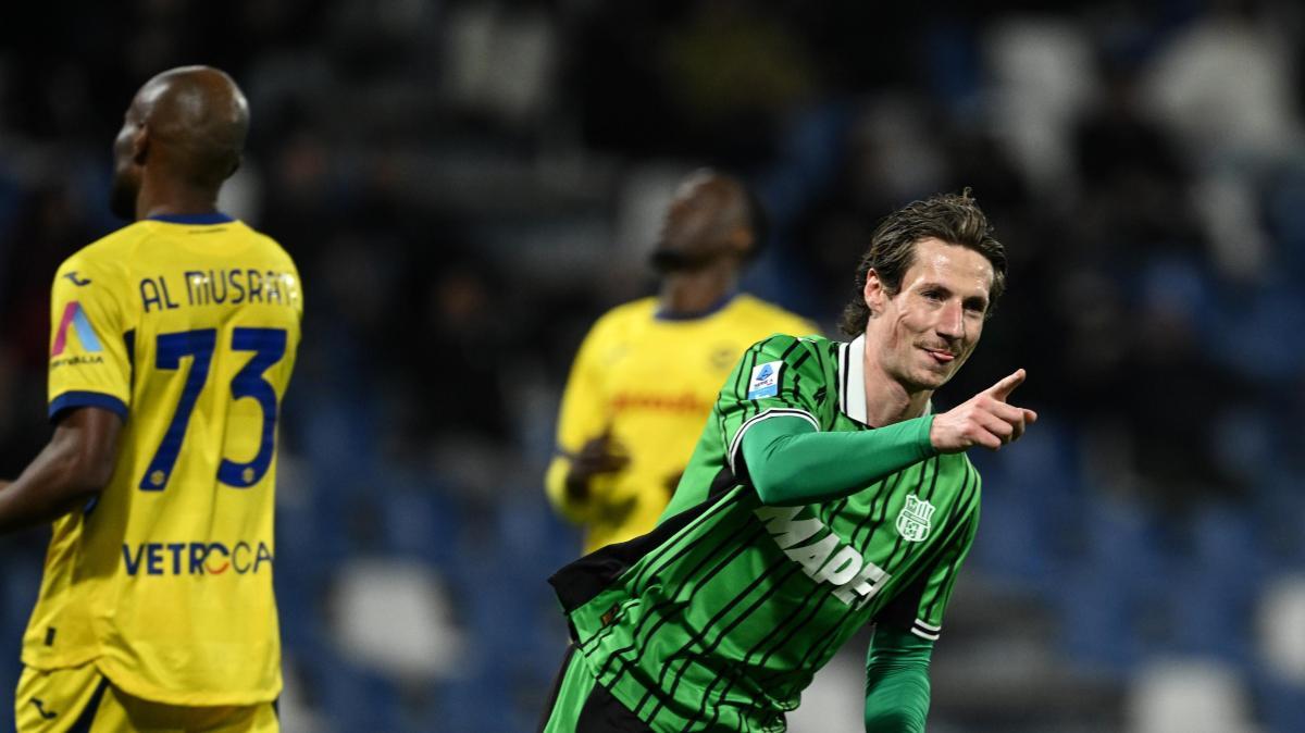 Pinamonti-Fiorentina può riaccendersi: tutto passa dalla cessione di Kean, Lazio indietro