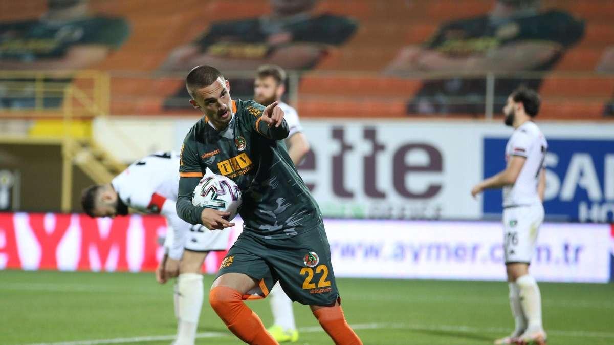 Calciomercato Sassuolo: offerta per Berkan Kutlu, sfida al Galatasaray