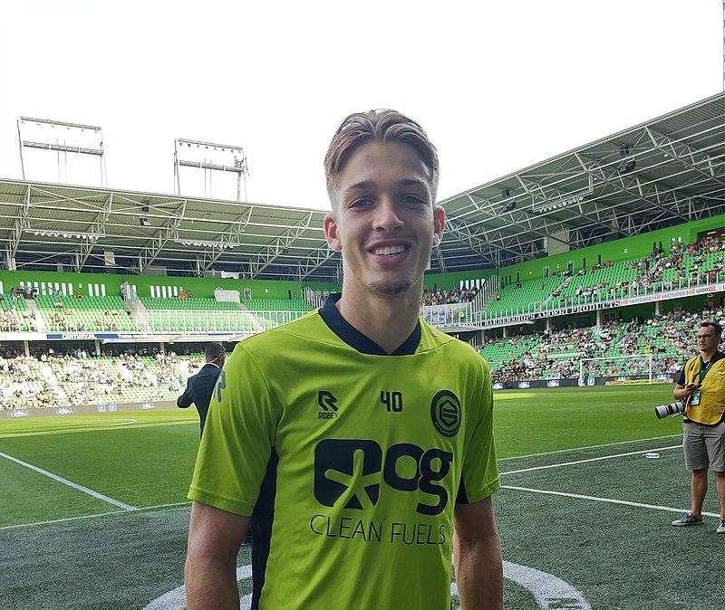 Calciomercato Sassuolo: sfida a 5 club di Serie A per Luciano Valente