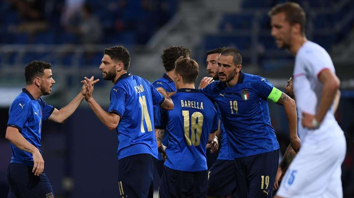 Berardi e Locatelli: Mancini prepara l'ItalSassuolo contro la Turchia