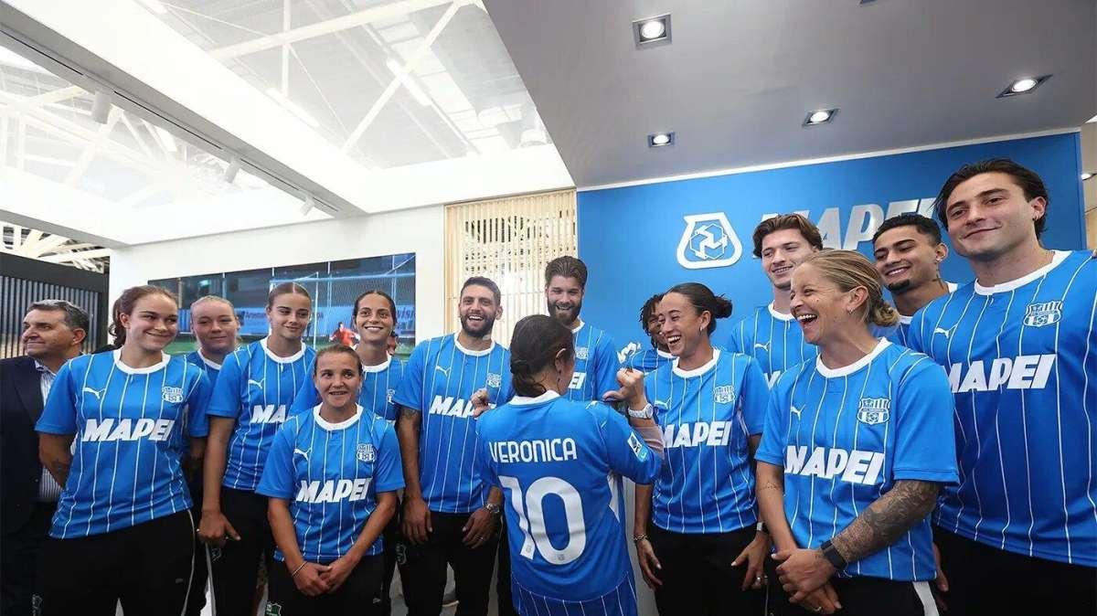 Sassuolo Calcio news oggi: una giornata all'insegna del legame con Mapei. Presentata la 3ª maglia