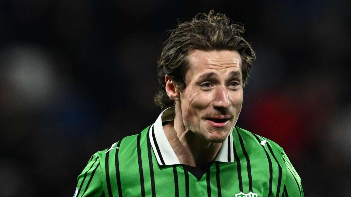 SN - Pinamonti: "Chiedo scusa ai tifosi per il gesto di Udine, ci sarà modo di chiarirsi"