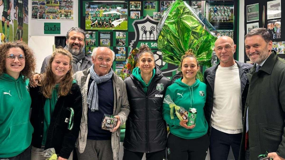 Sassuolo, scambio di auguri con i Sasol: presenti Ballardini e una delegazione