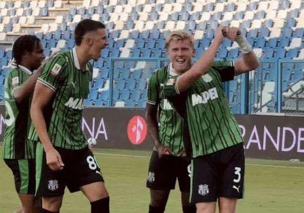 Sassuolo Catanzaro pagelle Coppa Italia. Voti: Berardi inventa, Doig segna. Laurienté sbaglia