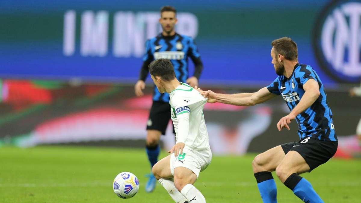 Il Sassuolo protesta su Twitter: "Manca un rigore evidente su Raspadori"