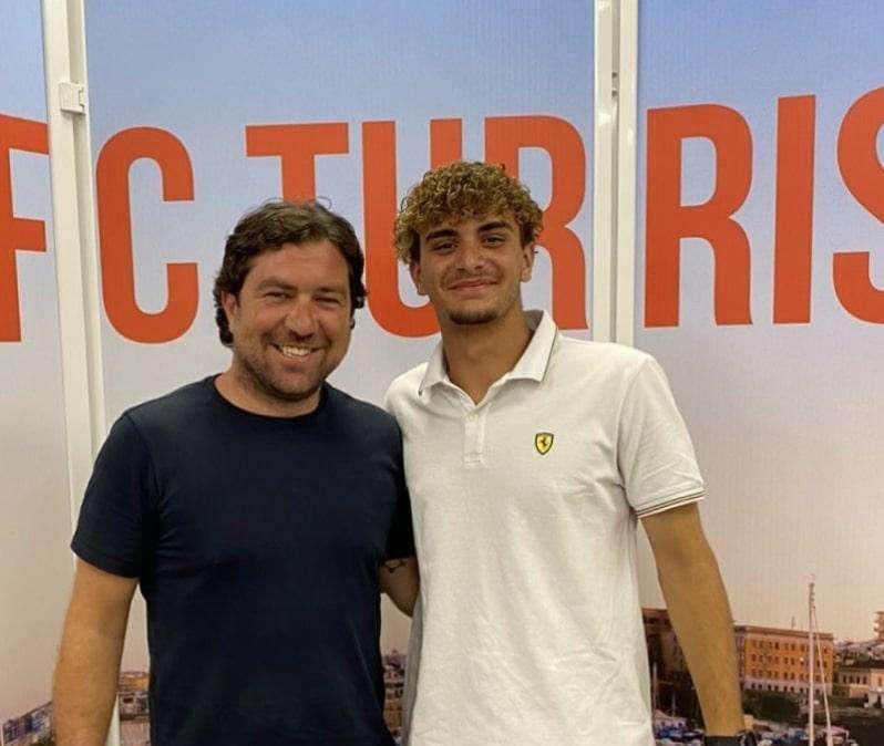 Carlo Lombardo torna al Sassuolo: l'annuncio del giocatore sui social