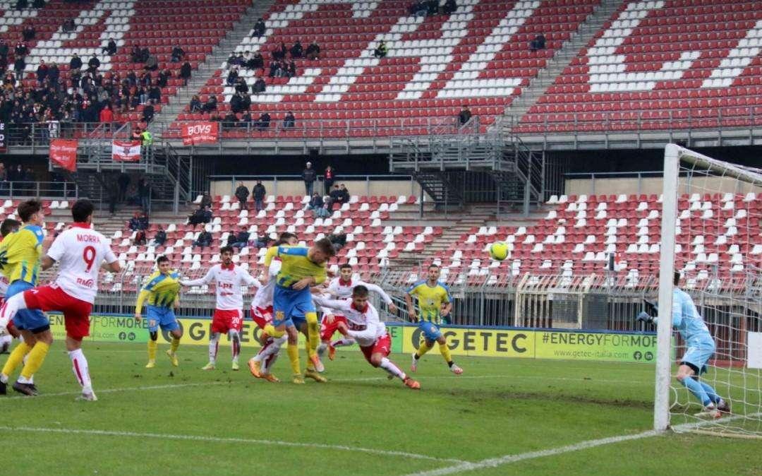 Stefano Piccinini, primo gol tra i professionisti su assist di Artioli - VIDEO