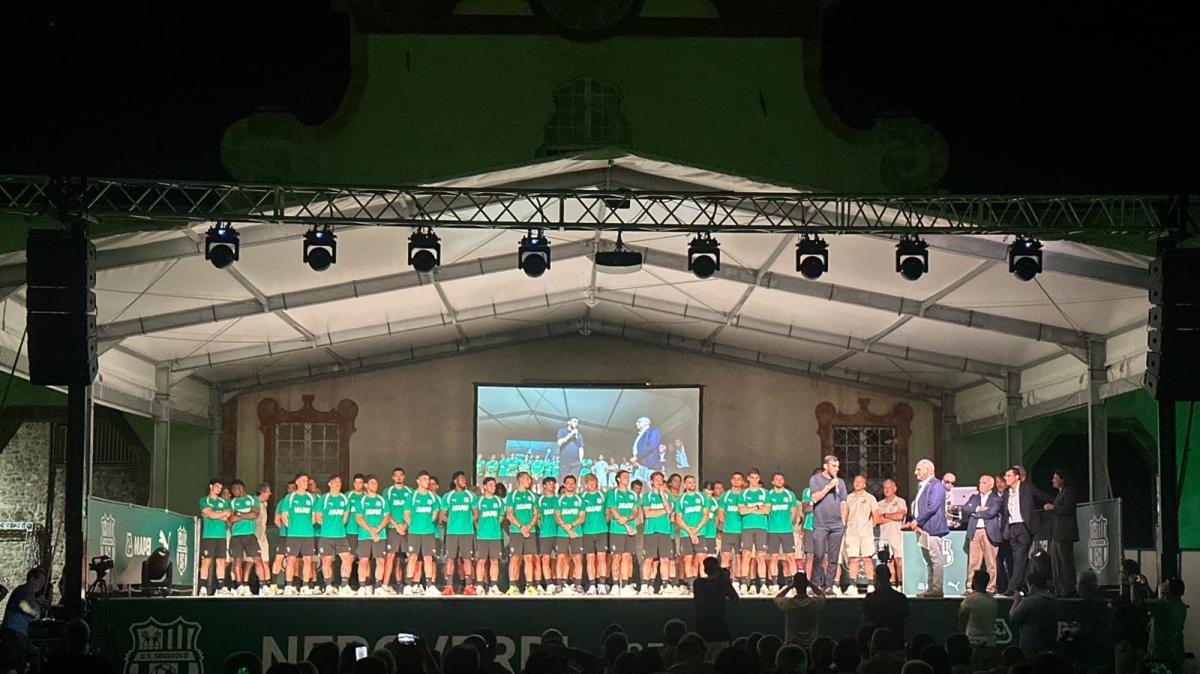 Sassuolo Calcio news oggi: grande entusiasmo per la presentazione della squadra in città