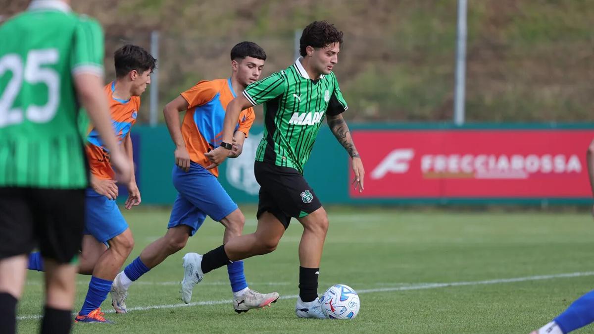 Arezzo-Sassuolo, trattativa in stand-by per Kevin Leone: Aquilani non lo libera