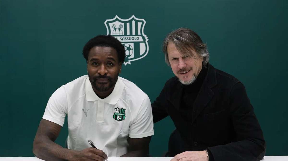 Nzola Sassuolo chi è M'Bala: l'attaccante in neroverde per rilanciarsi. Sarà titolare?
