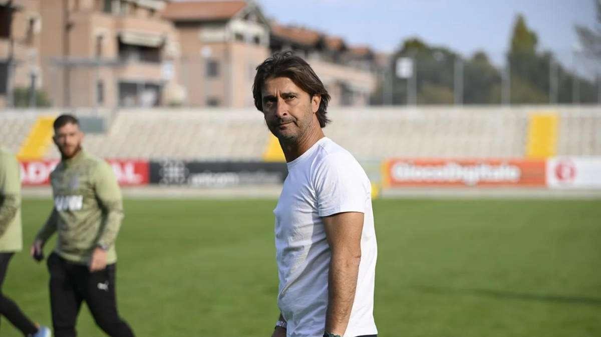Bigica prima di Genoa-Sassuolo: "Mi aspetto gara intensa. Sosta serena, ok i nazionali"