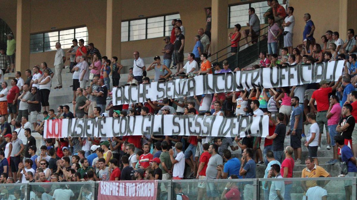 Torna il calcio a Torre Del Greco: tutto fatto per il passaggio del titolo del Nola