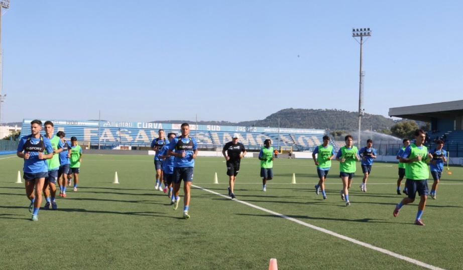 Fasano: ricorso strada difficile, calciatori in fuga