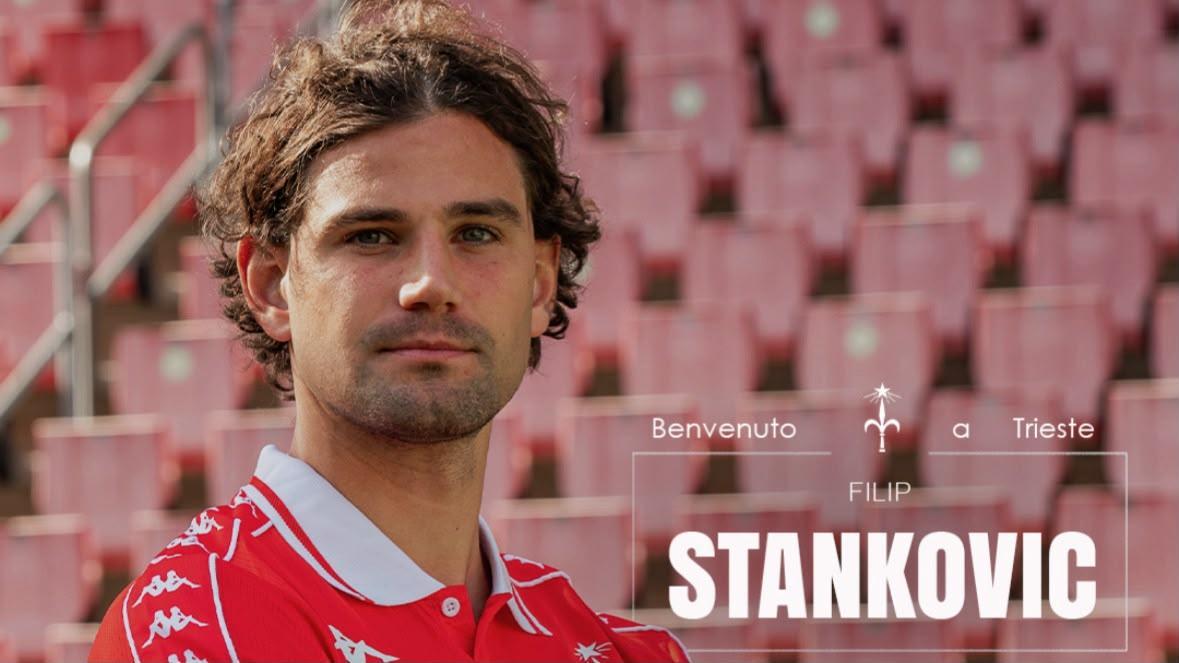 Triestina, ufficiale l'innesto in difesa: arriva il centrale Filip Stankovic