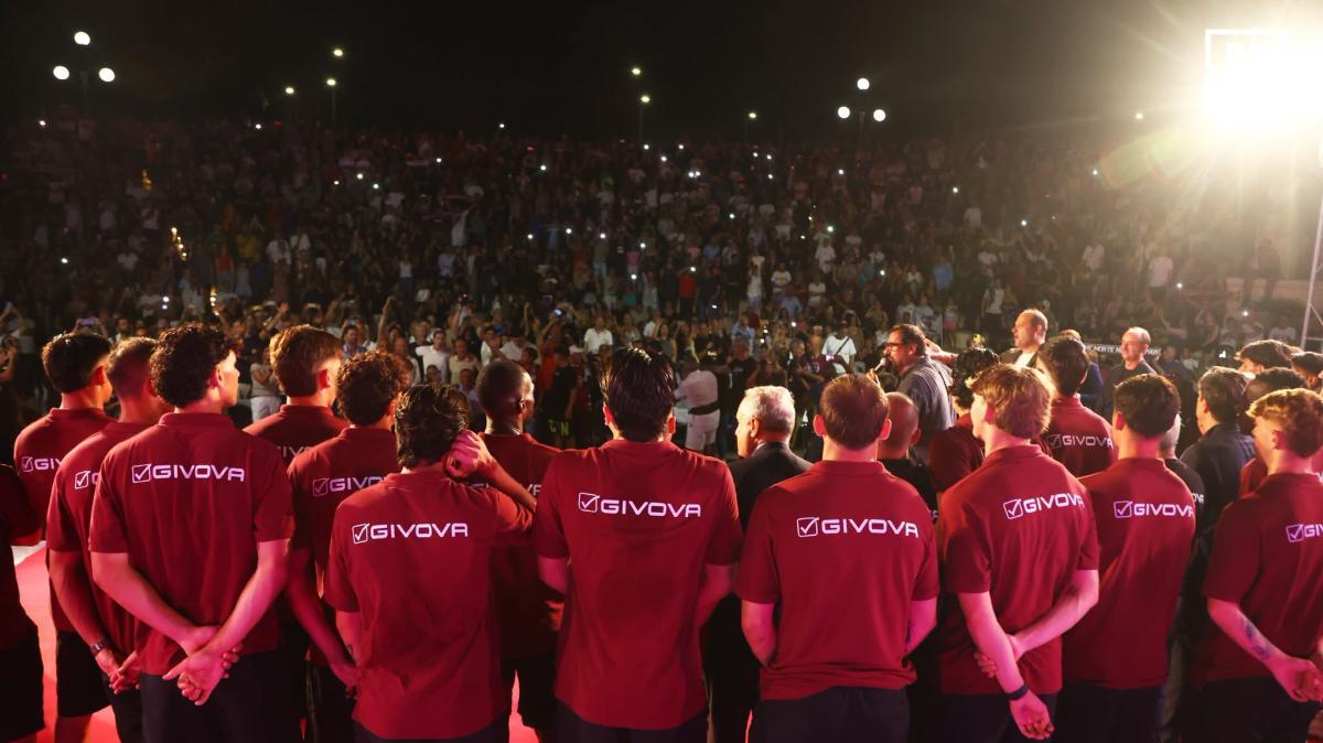 Reggina-Licata: gli amaranto si preparano all'esordio in campionato tra ambizioni e sogni di gloria