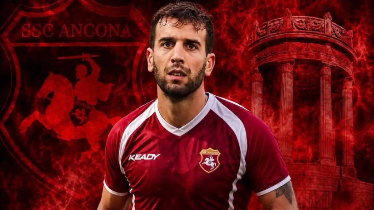 Ancona, c'è l'ufficialità dell'attaccante Francesco Manuzzi
