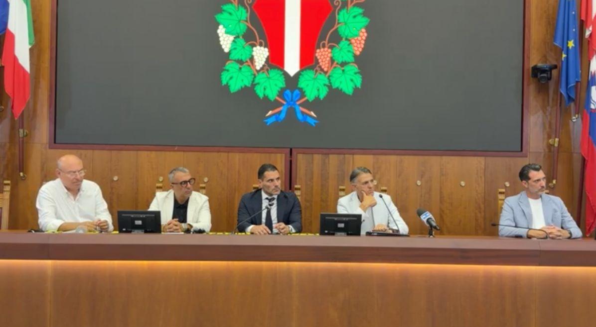 Messina, si rompe il silenzio: presentati Pellegrino e Torrisi. La società rilancia: "Progetto a lungo termine"