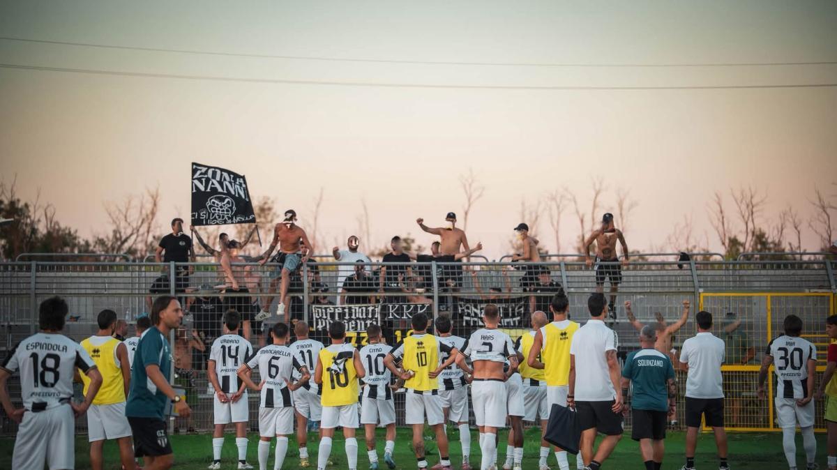 Squinzano, avvio da incorniciare: bianconeri in vetta alla classifica