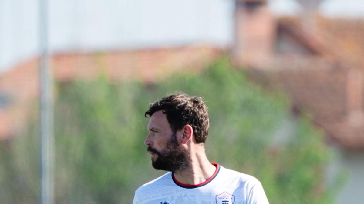 Vigor Senigallia, ufficiale il rinnovo con il capitano Denis Pesaresi