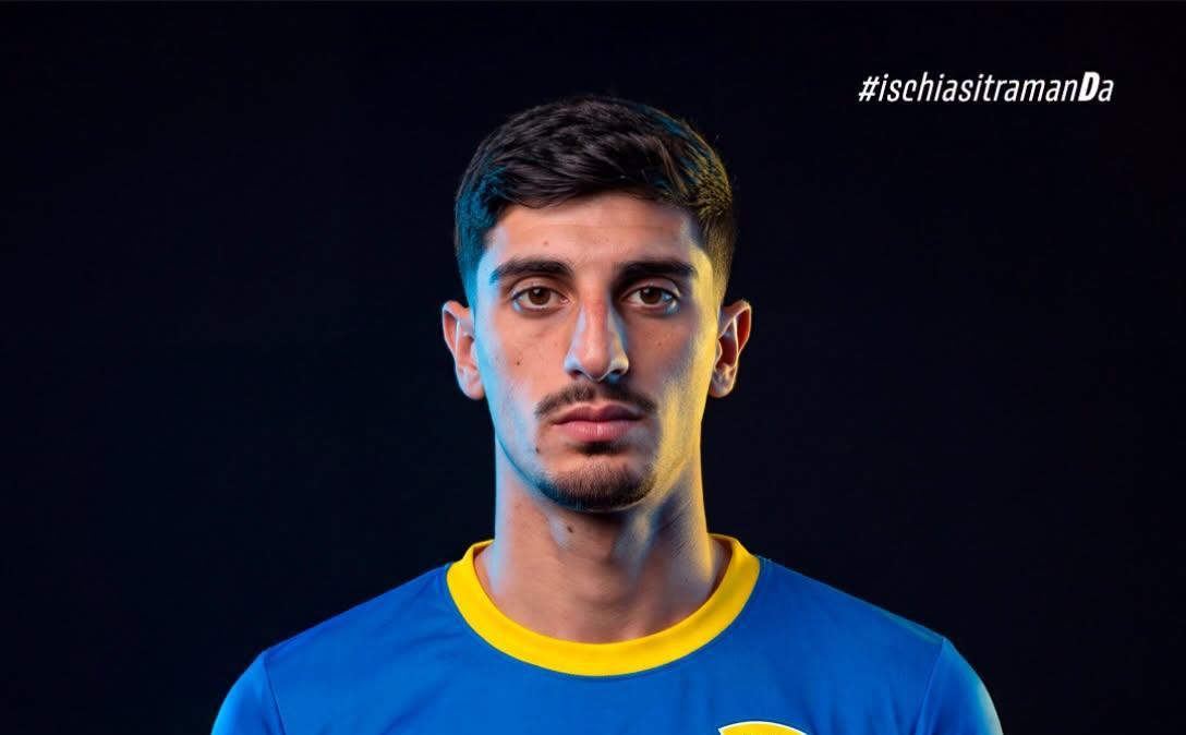 Ischia Isola Verde, ufficiale l'arrivo del centrocampista Mattia Vitale